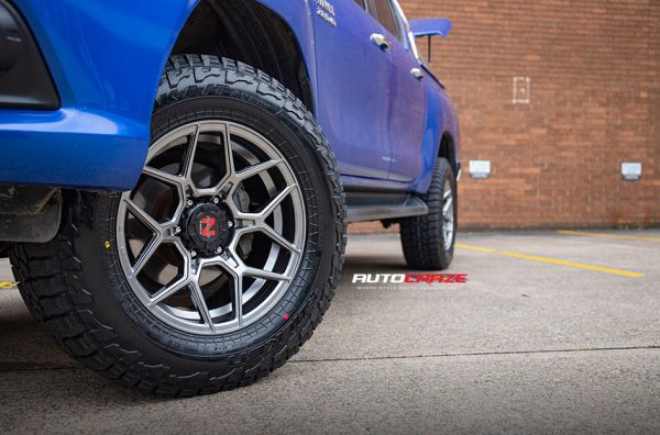 Nomad Sabbath 18X9 6X139.7 Hyper Black